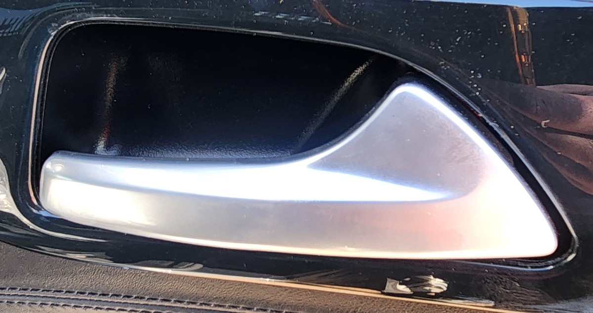 W166 GL63 RIGHT REAR INNER HANDLE