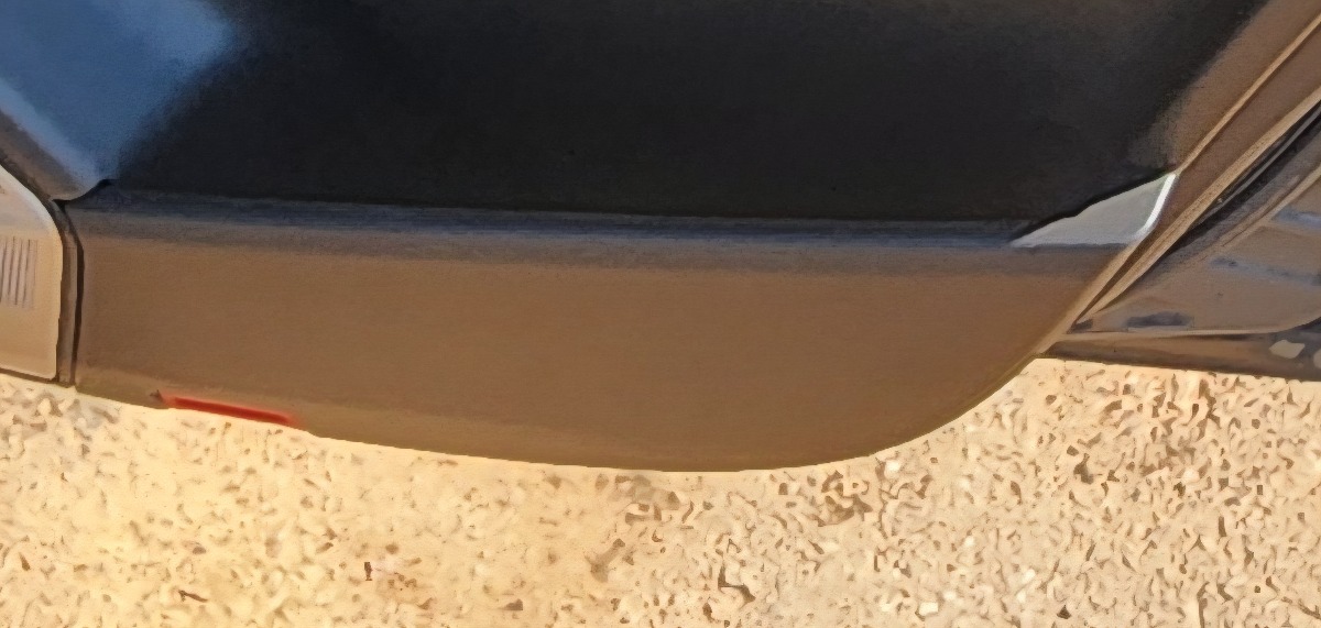 W166 GL63 RIGHT REAR DOOR BIN