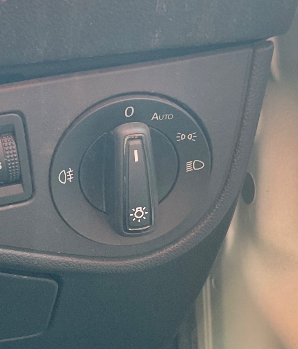 POLO MK 8/9 HEADLIGHT SWITCH