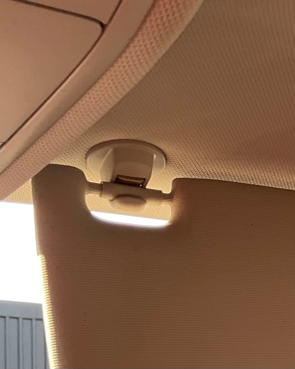POLO MK8/9 SUNVISOR CLIP