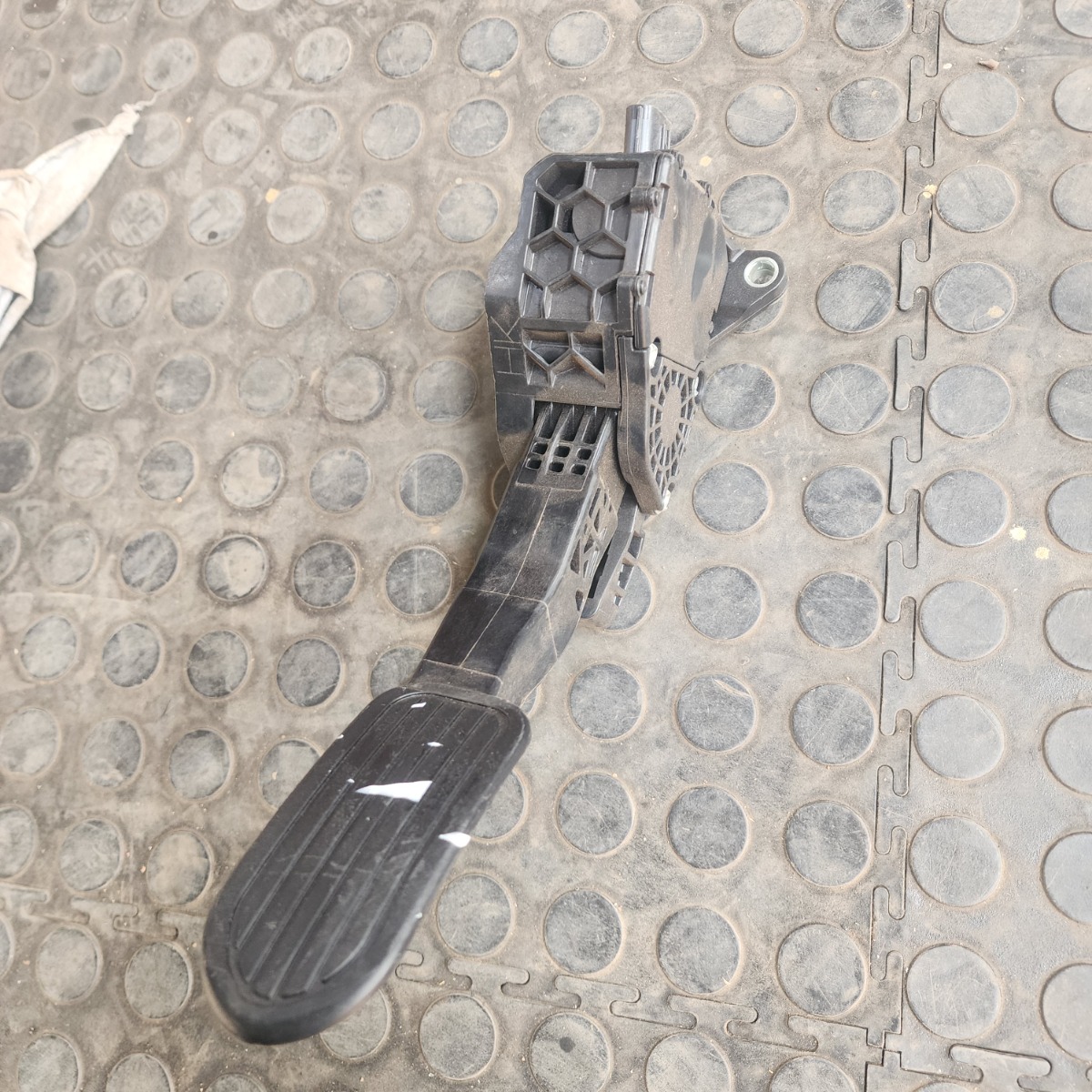 HILUX GD ACC PEDAL