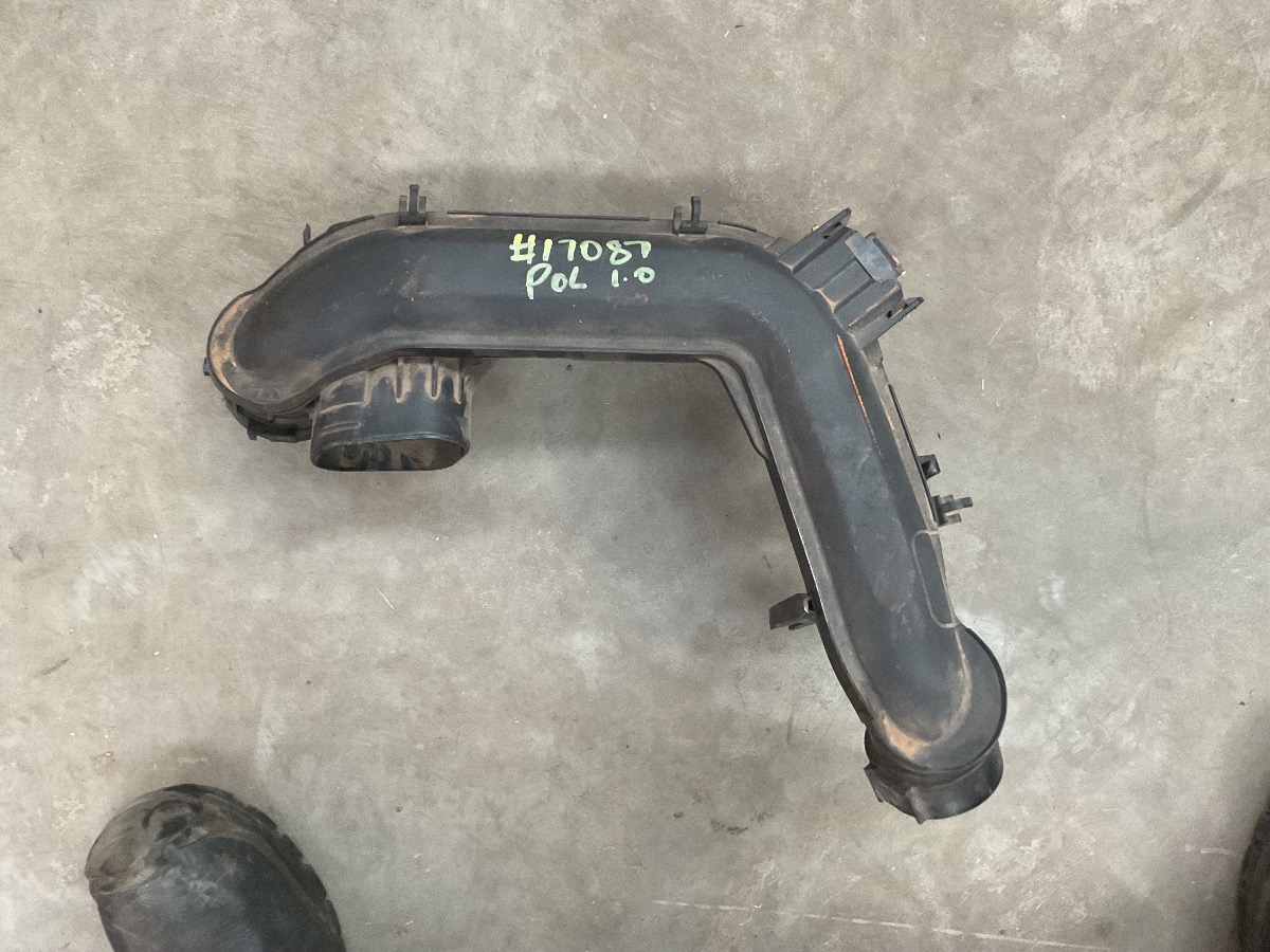 POLO MK6 1.0 TSI INTAKE PIPE