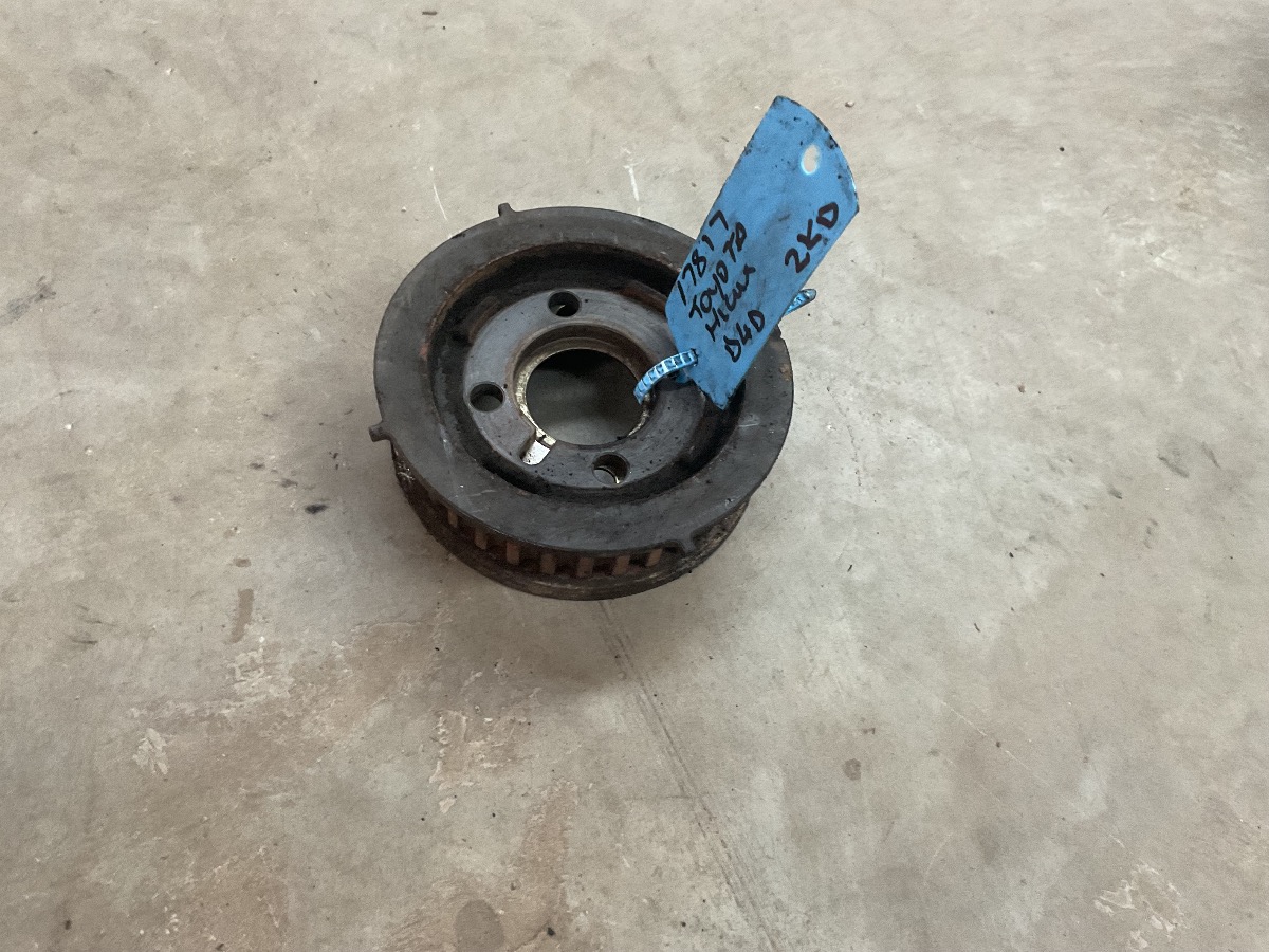 HILUX 2.5D CAMSHAFT PULLEY GEAR