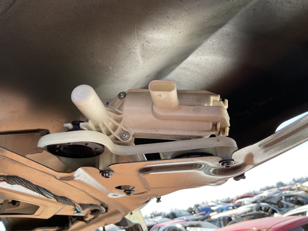 W253 A/T TRUNK LOCK MOTOR