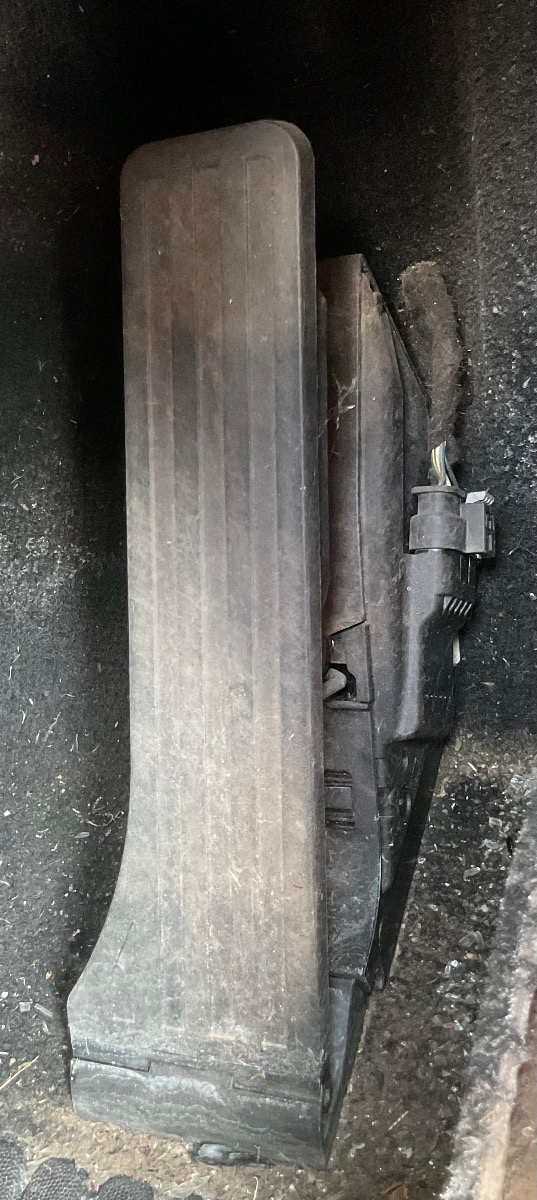 W253 ACCELERATOR PEDAL