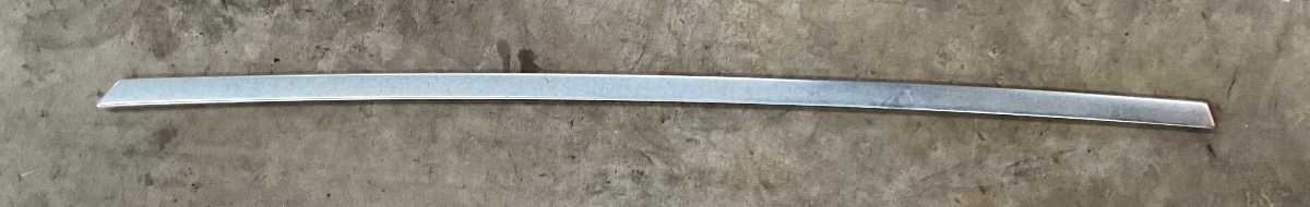 W253 RIGHT REAR UPPER DOOR CHROME TRIM