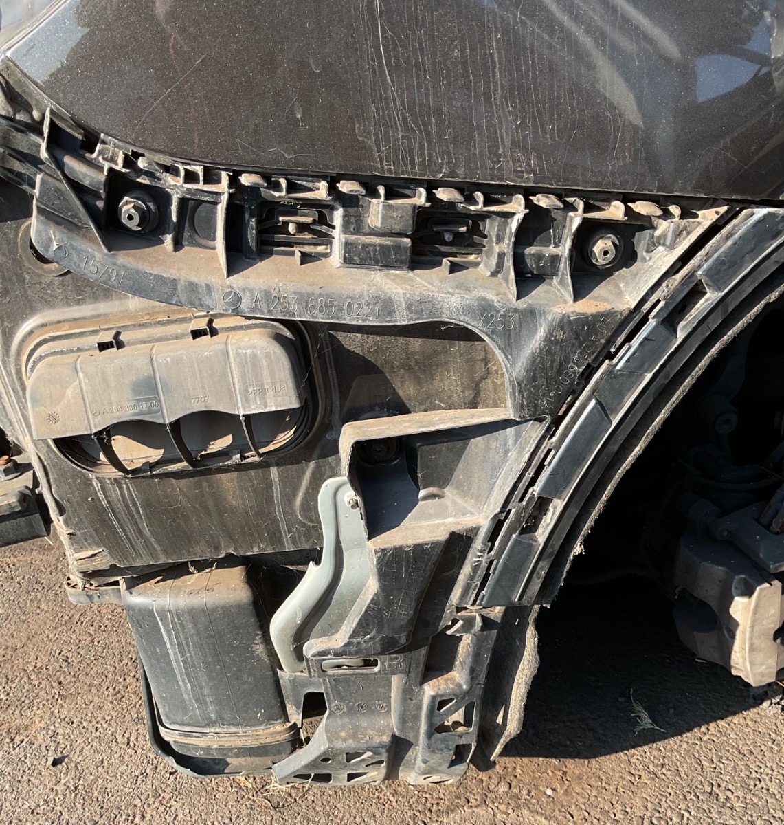 W253 RIGHT REAR BUMPER MOUNTING RAIL