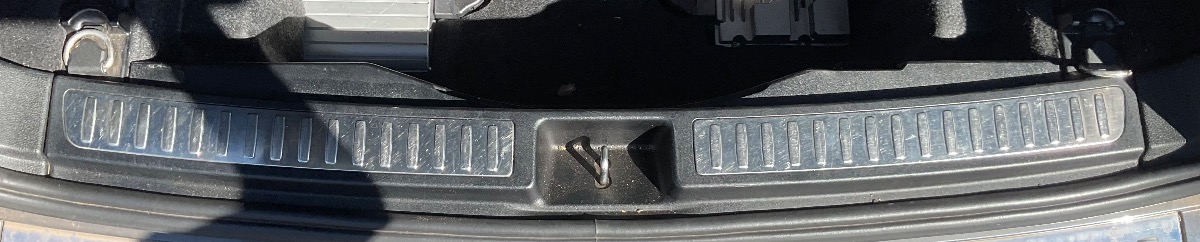 W166 GL63 BOOT LOADING SILL CHROME TRIM