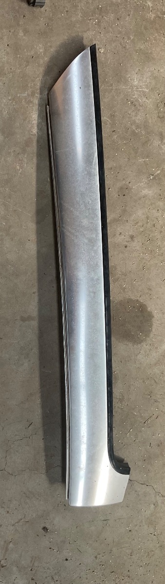 A3 FRONT WINDSCREEN LEFT PILLAR COVER