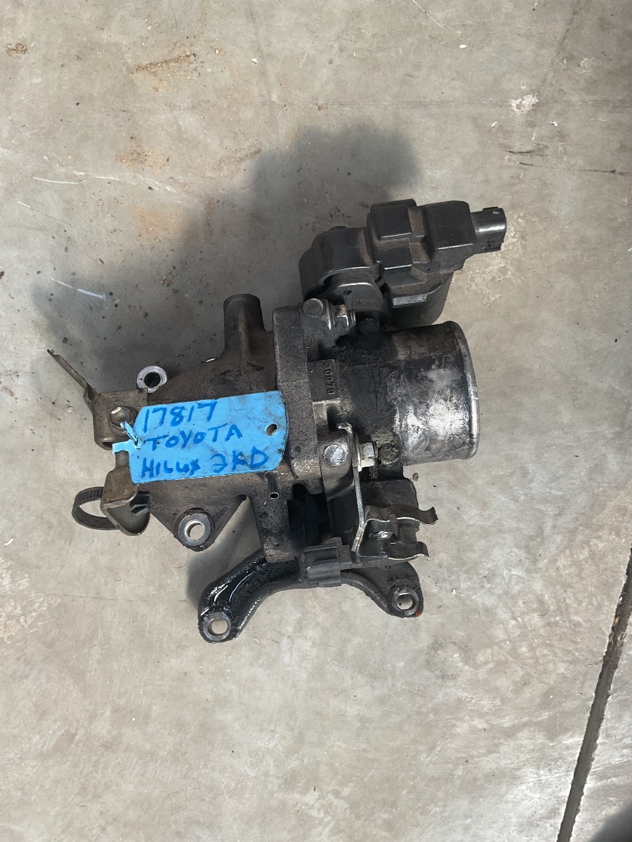HILUX 2.5D THROTTLE BODY