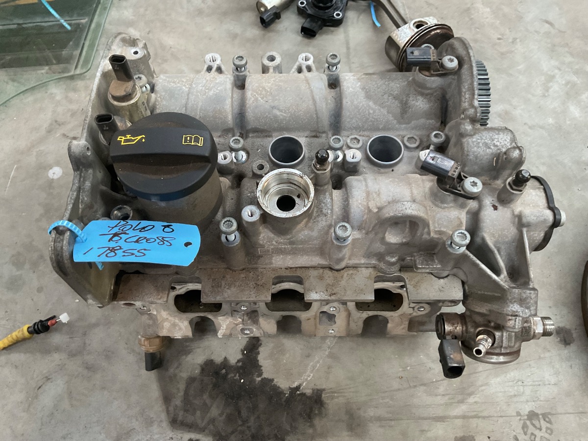 T-CROSS COMPLETE CYLINDER HEAD AND BLOCK