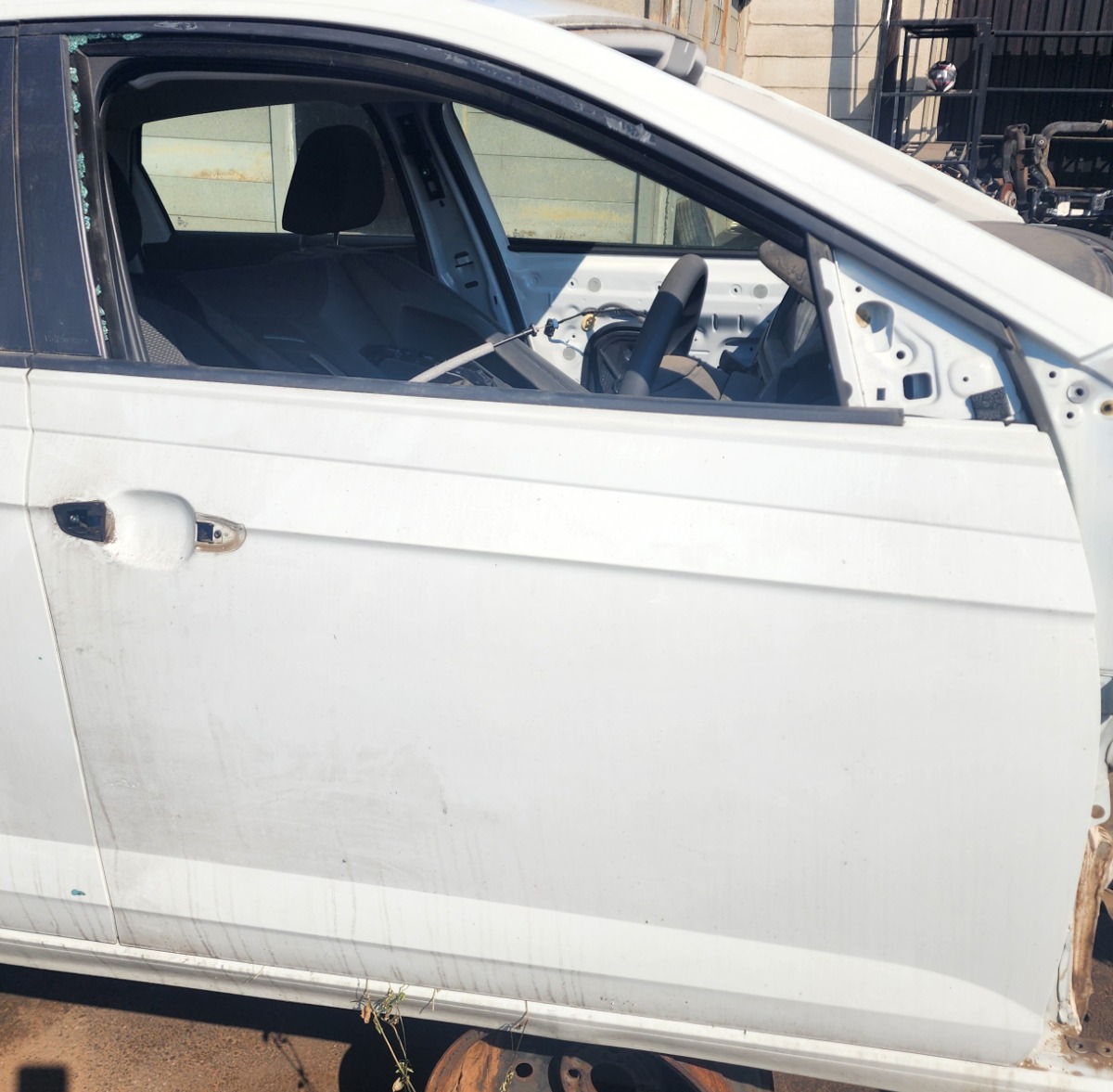 POLO MK8/9 RIGHT FRONT DOOR (SHELL)