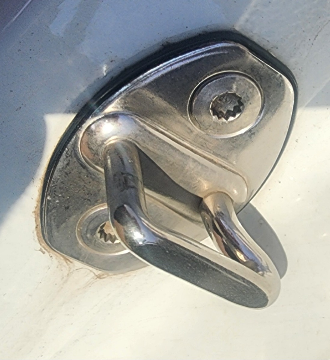 POLO MK8/9 RIGHT REAR DOOR STRIKER