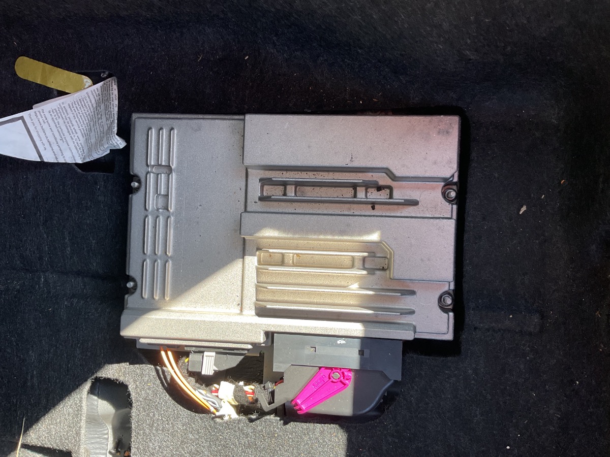 W166 GL63 B&O AMPLIFIER