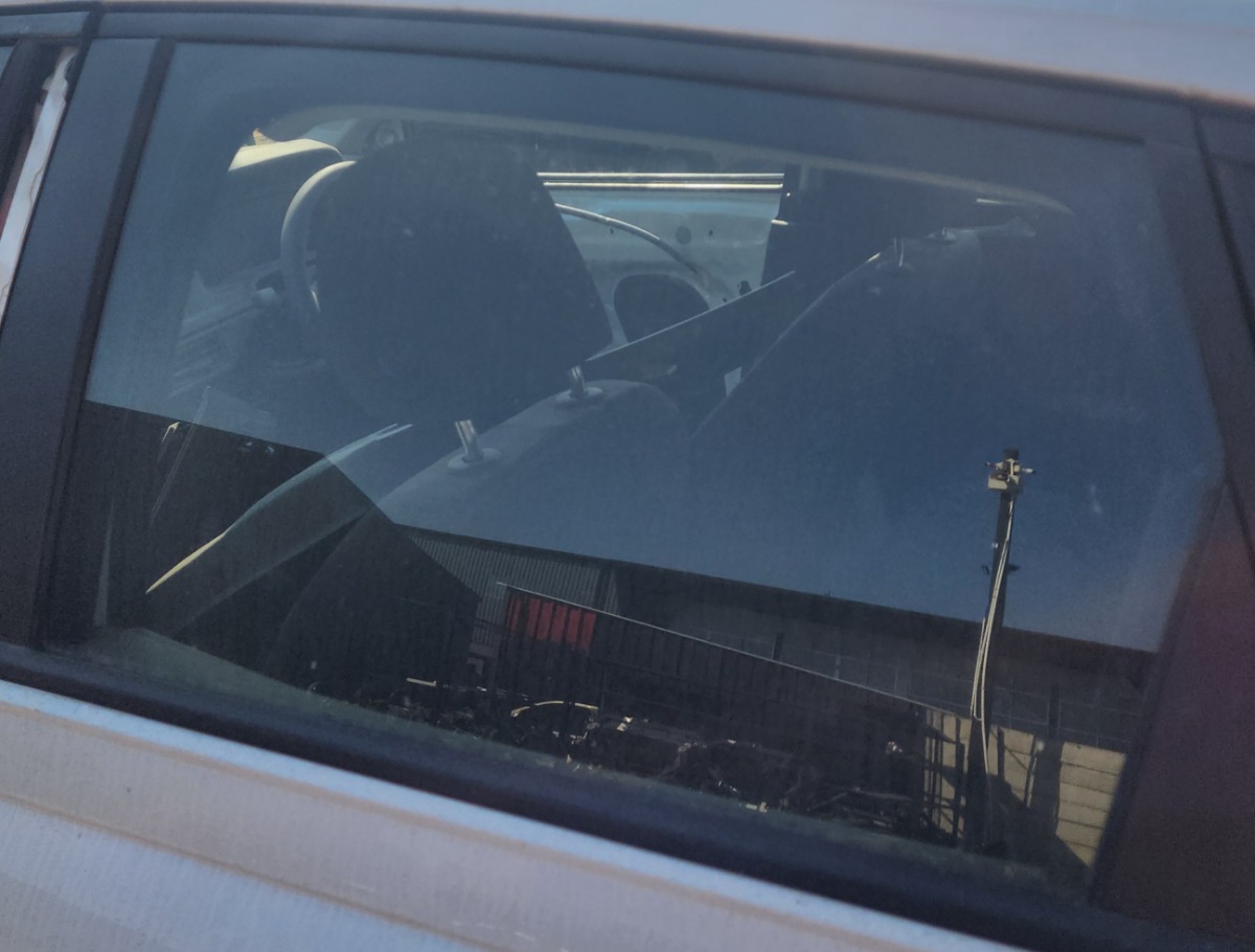 POLO MK8/9 LEFT REAR DOOR GLASS