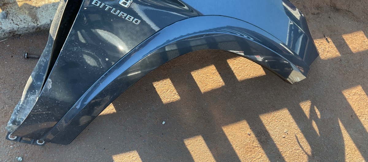 W166 GL63 FRONT RIGHT WHEEL ARCH