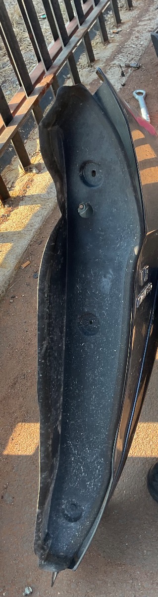 W166 GL63 RIGHT FENDER CLOSING UNIT
