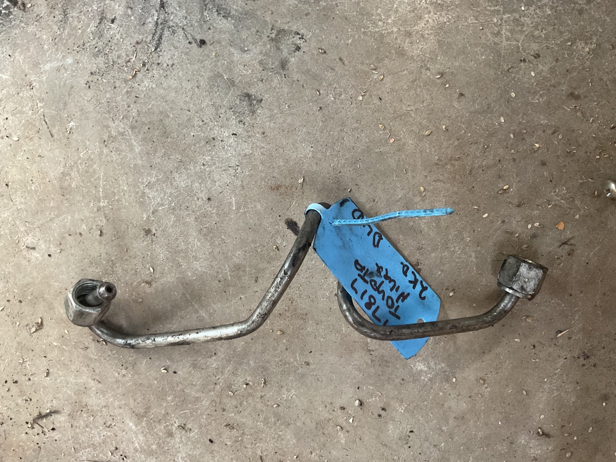HILUX 2.5 INJECTOR PIPE