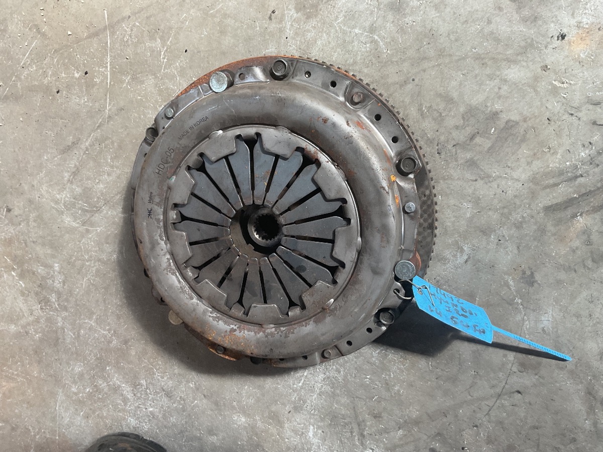 I20 FLYWHEEL & CLUTCH PLATE
