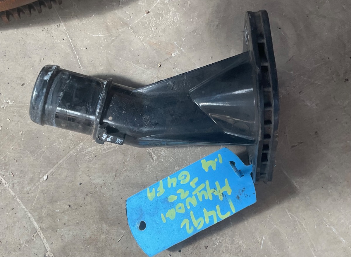 I20 THERMOSTAT HOUSING
