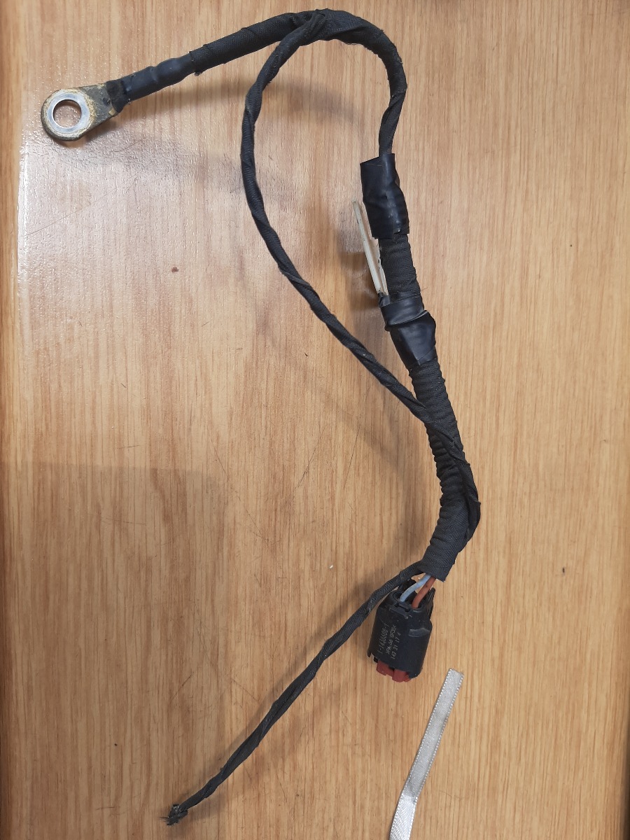 ECOSPORT BATTERY FUSE WIRE PLUG CONNECTOR
