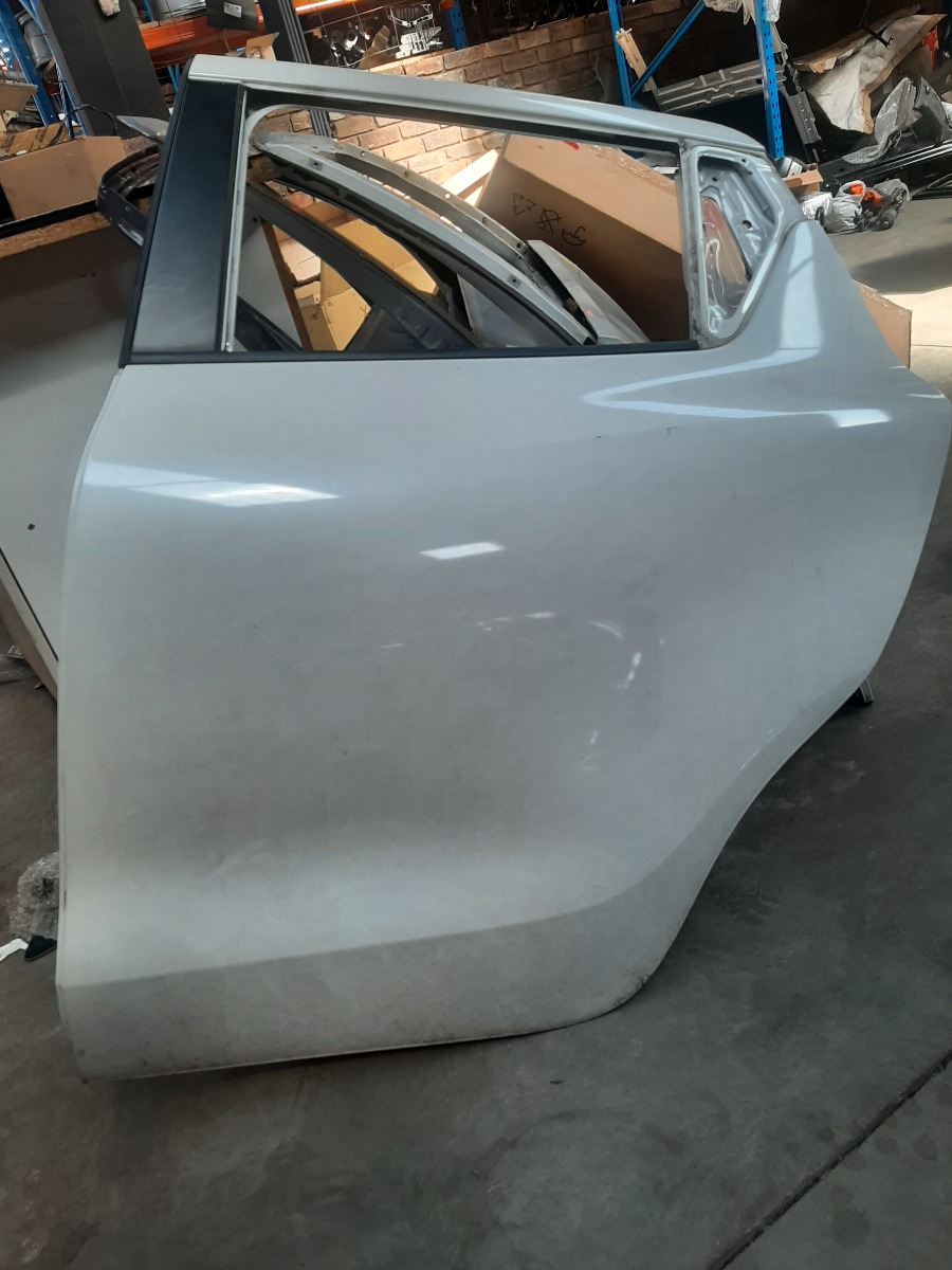 SWIFT 1.2 GL LEFT REAR DOOR (shell)