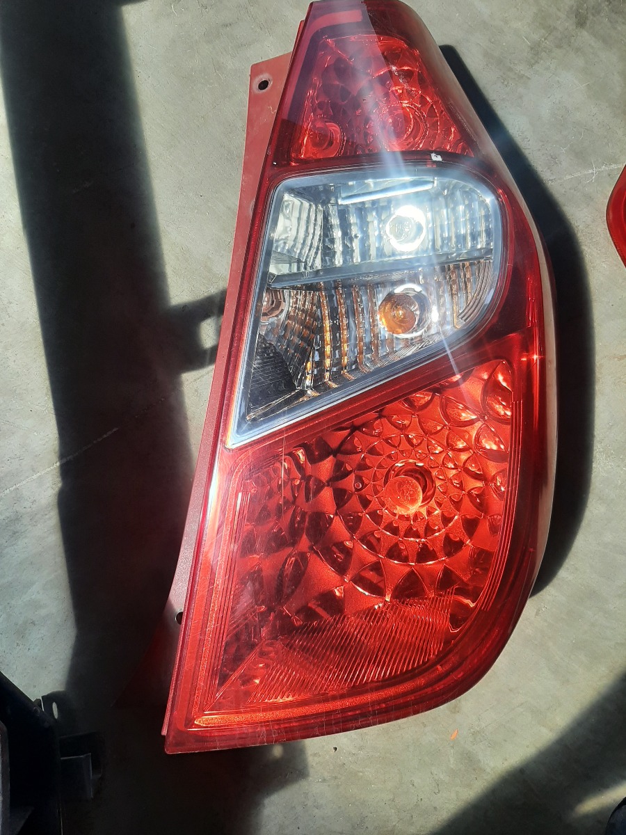 i10 MOTION Right Taillamp Assembly