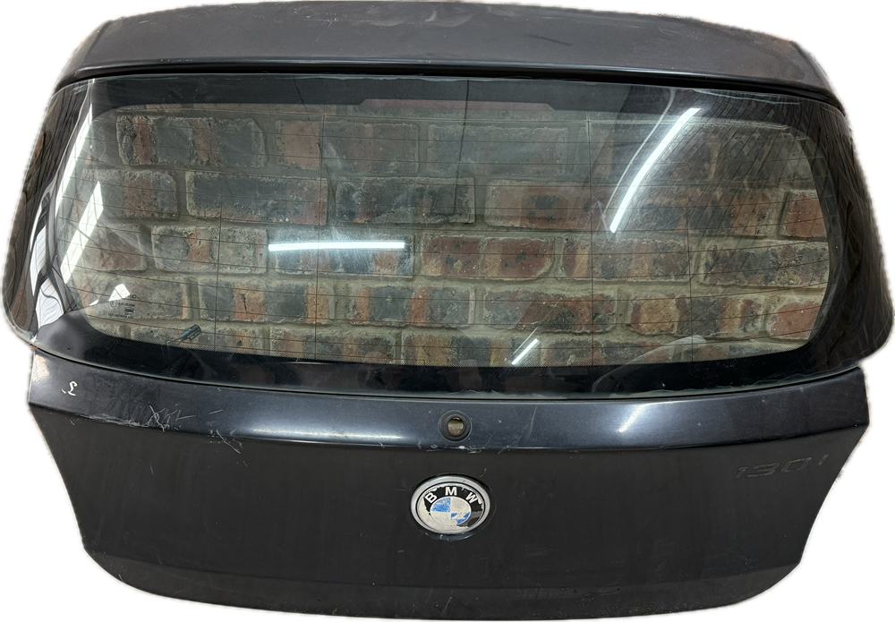 Bmw 130I E87 TAILGATE SHELL WITH GLASS