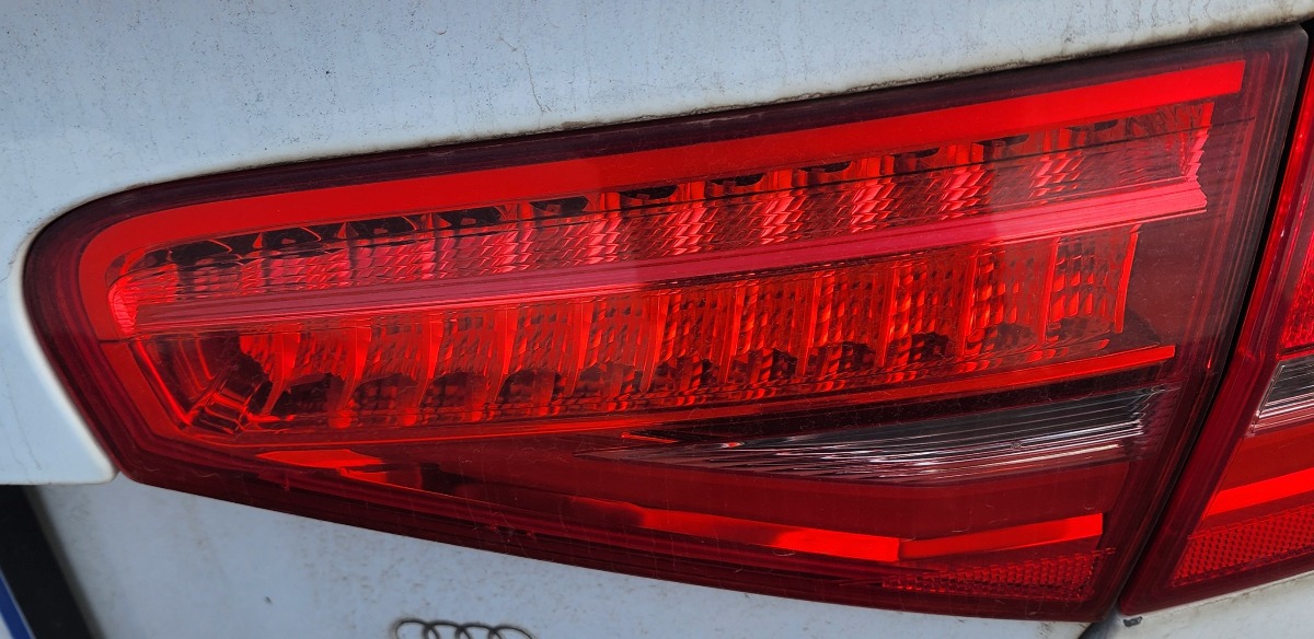 A4 B8 RIGHT INNER TAILLIGHT