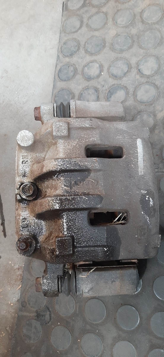 H100 RIGHT BREAK CALIPER