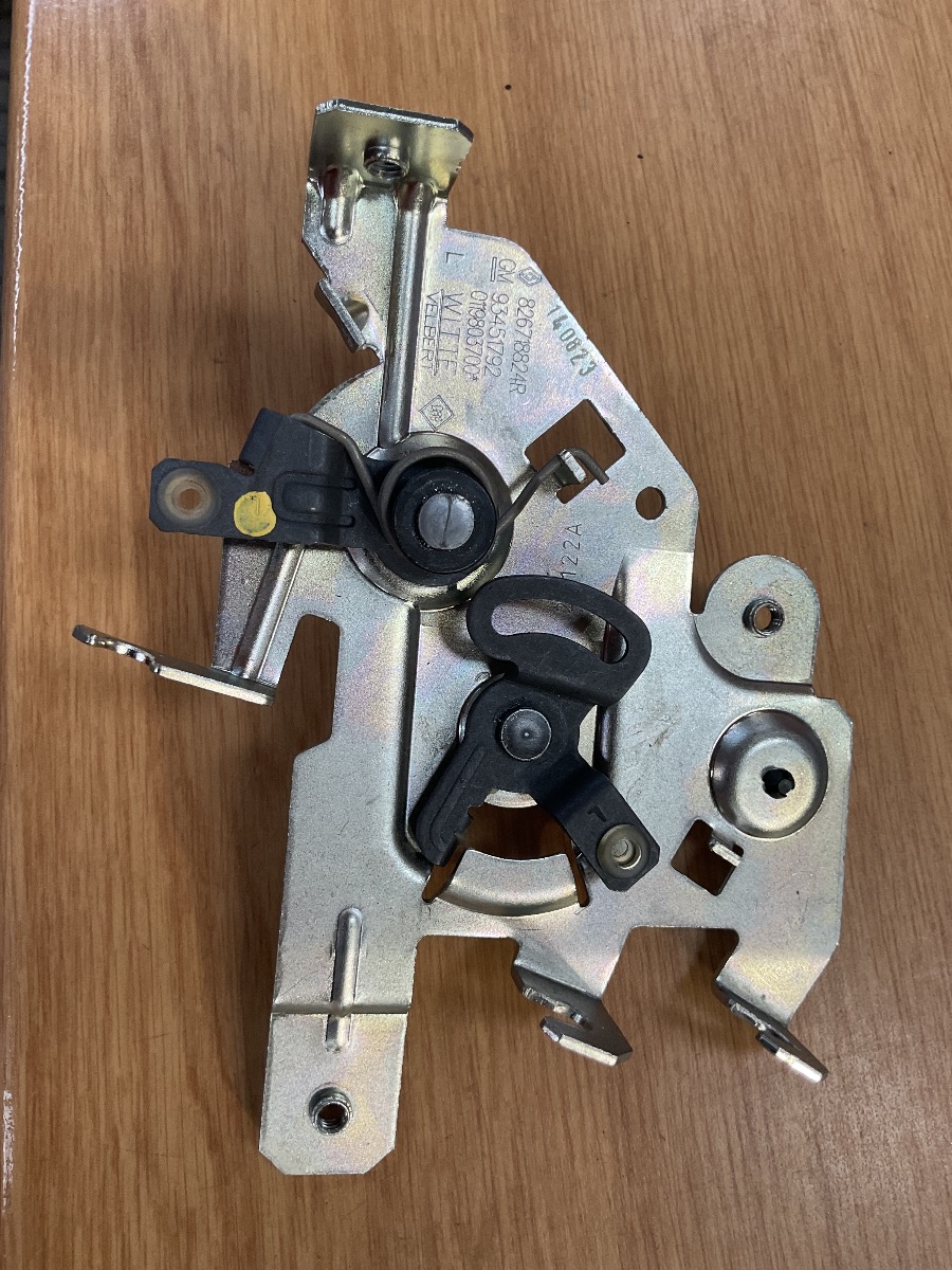 TRAFFIC 4 LEFT SLIDING DOOR LOCK