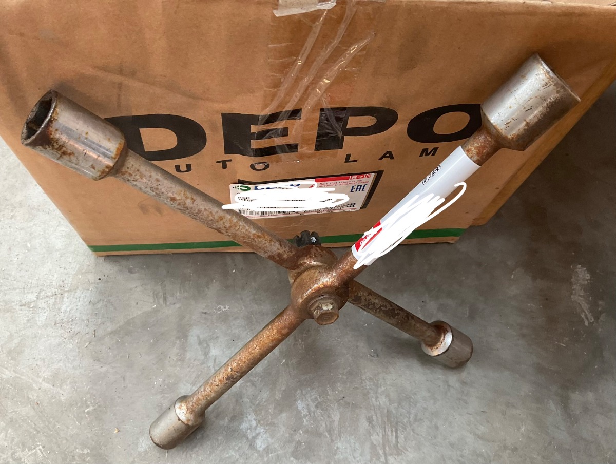 WHEEL SPANNER