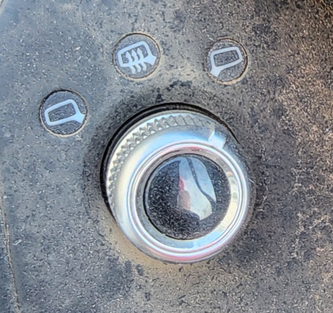 A4 B8 MIRROR SWITCH