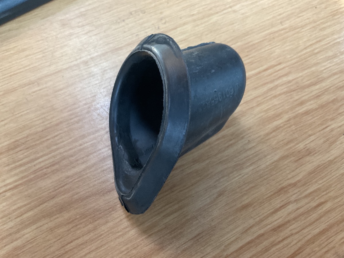 TRAFFIC 4 LEFT ROLLOR SLIDER DOOR CAP