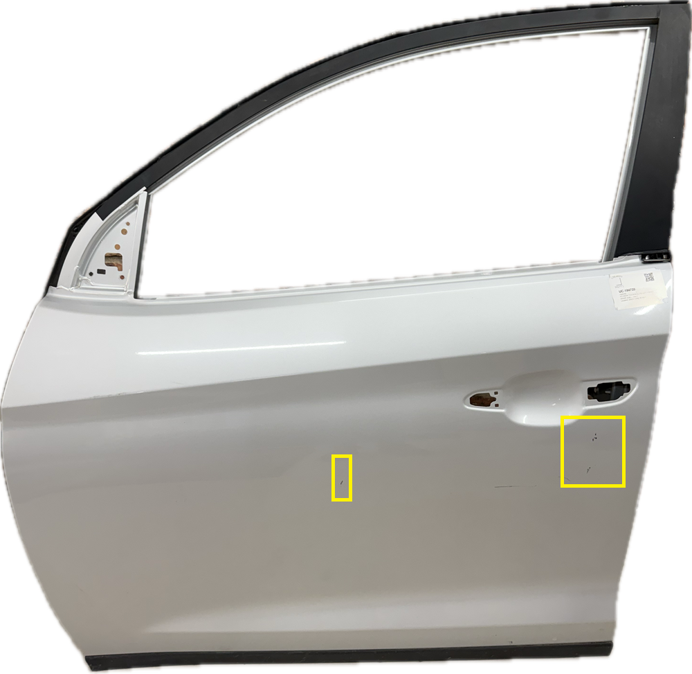 HYUNDAI TUCSON LEFT FRONT DOOR SHELL - HAS SCRATCHES