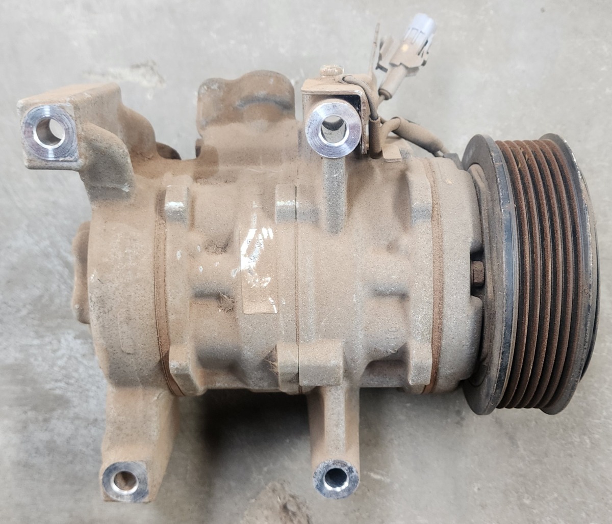 YARIS K15 AIRCON PUMP