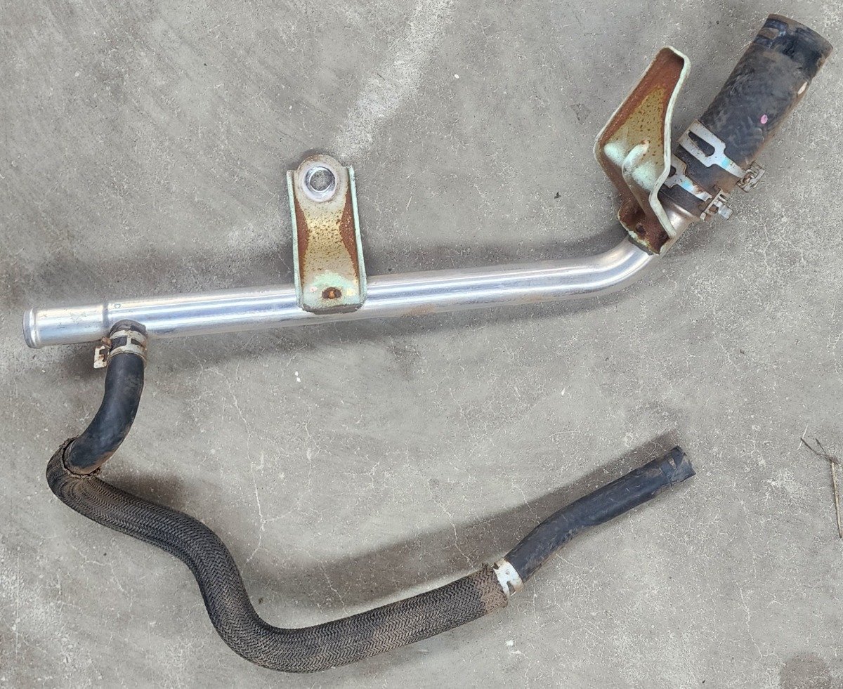 YARIS K15 COOLANT BYPASS HOSE