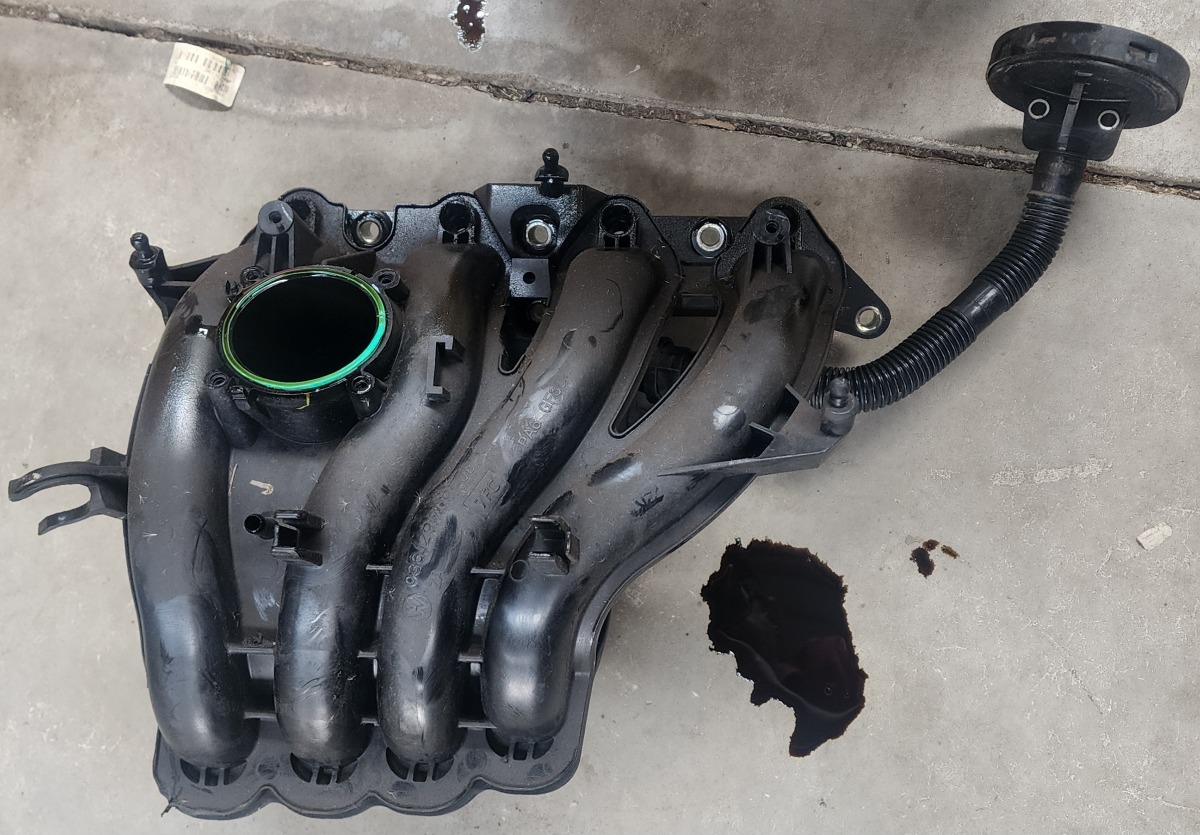 POLO CLP INTAKE MANIFOLD