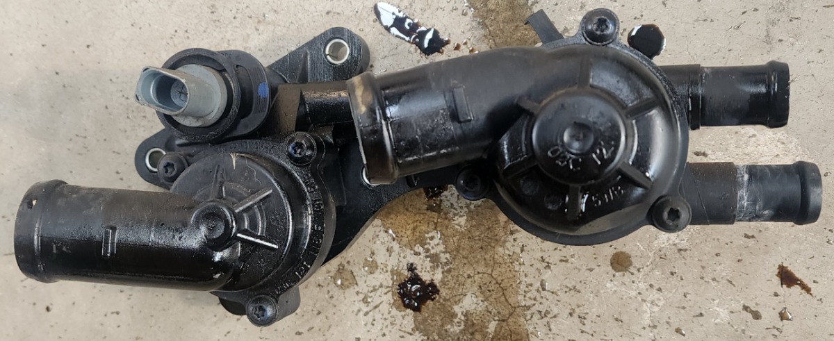 POLO CLP THERMOSTAT HOUSING