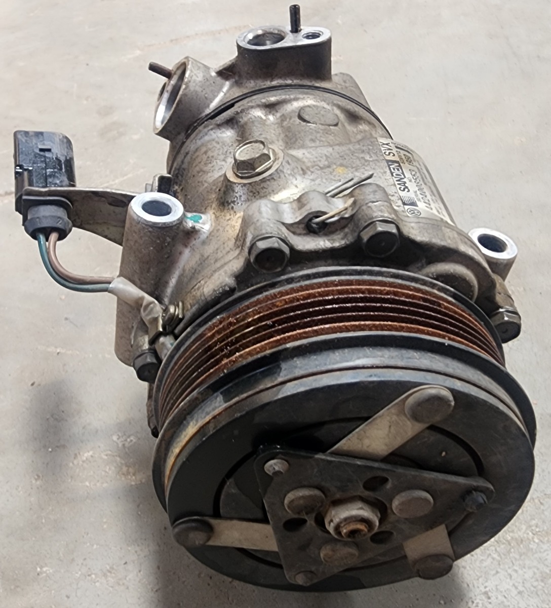 POLO CLP A/C COMPRESSOR PUMP