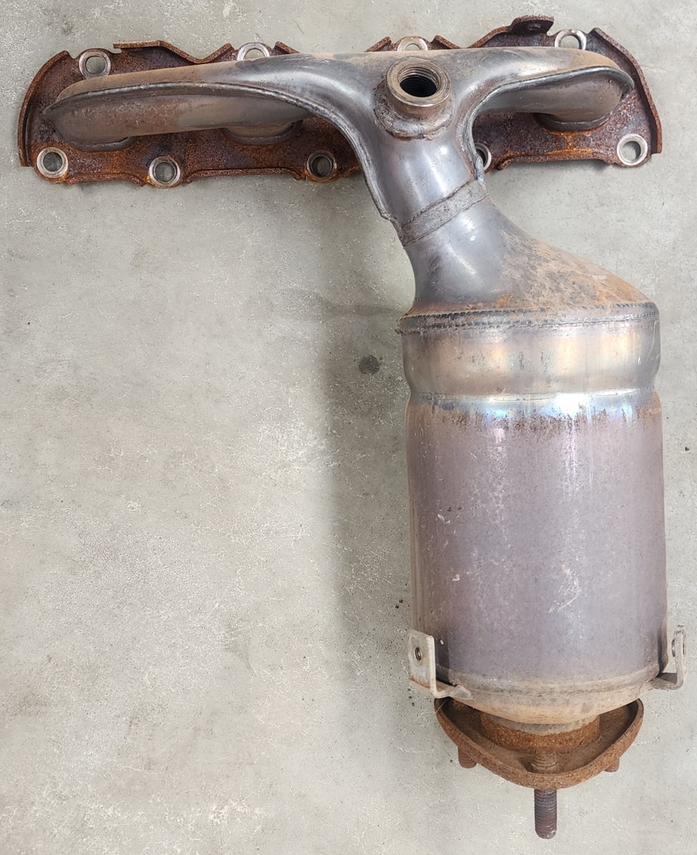 POLO CLP EXHAUST MANIFOLD