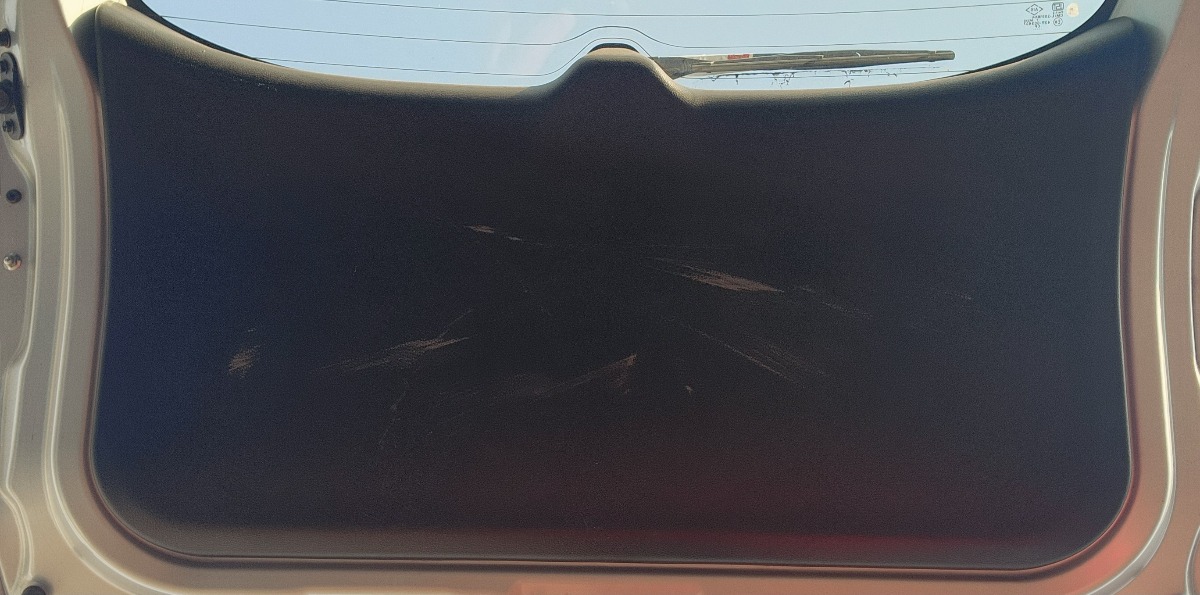 RUMION TAILGATE PANEL