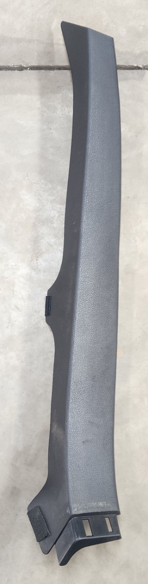 GS LEFT REAR POST COVER