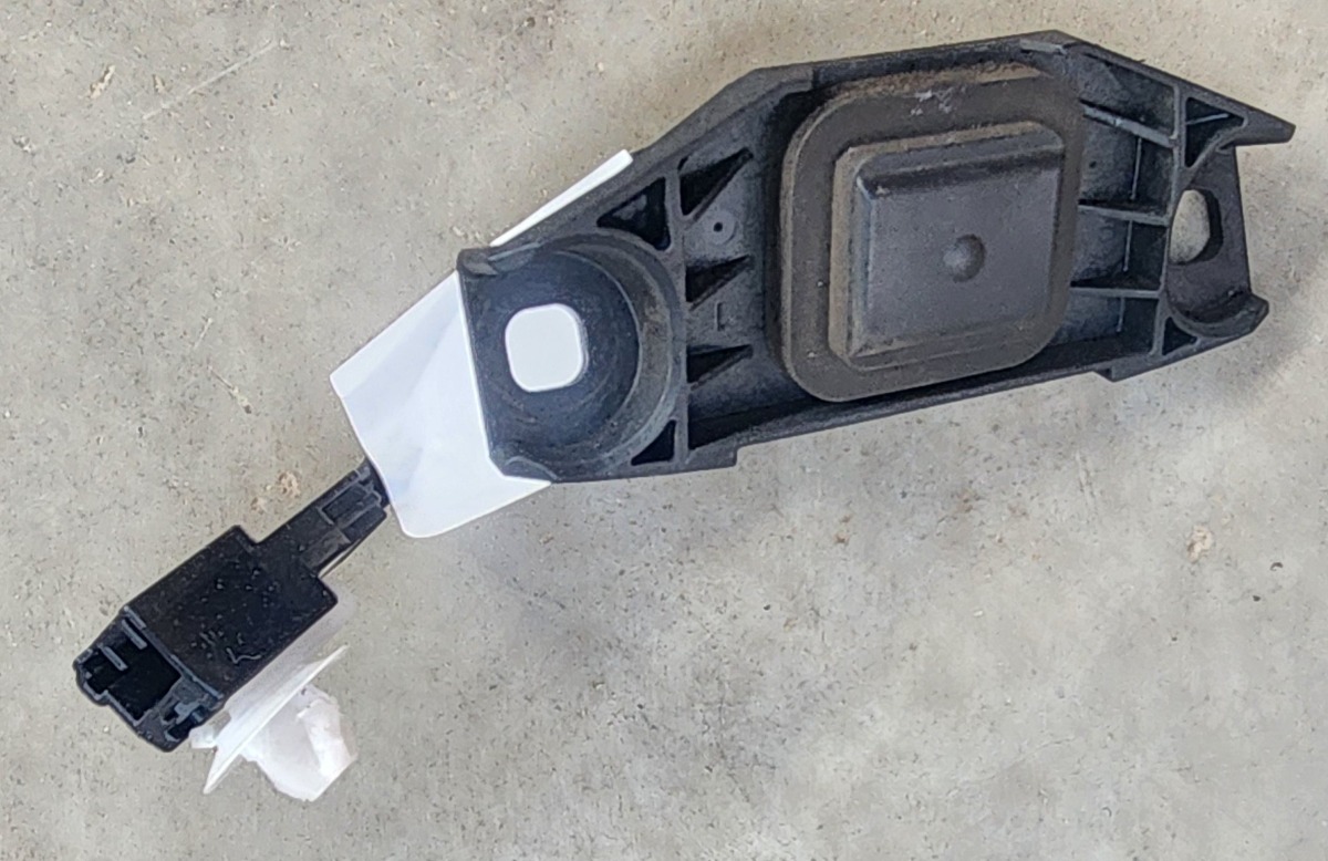 GS BOOT RELEASE SWITCH