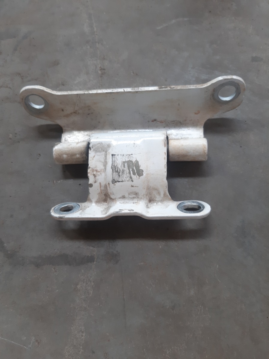 HILUX GD-6 TAILGATE HINGE