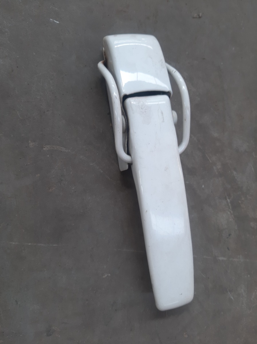 HILUX GD-6 TAILGATE LATCH