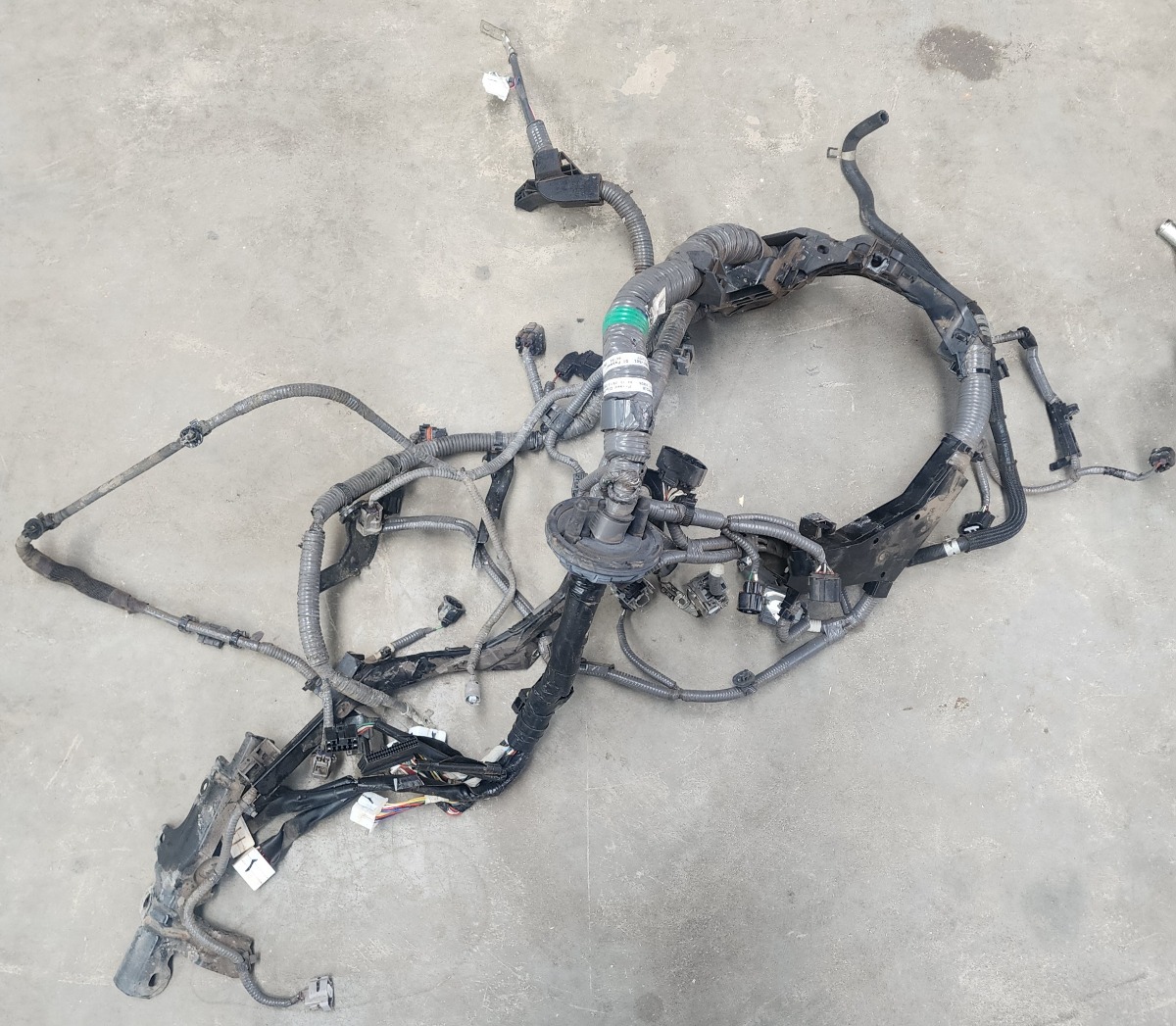 HILUX 2.4GD ENGINE WIRING