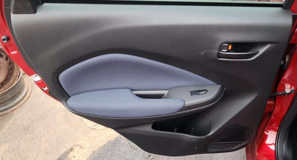 STARLET LEFT REAR DOOR PANEL