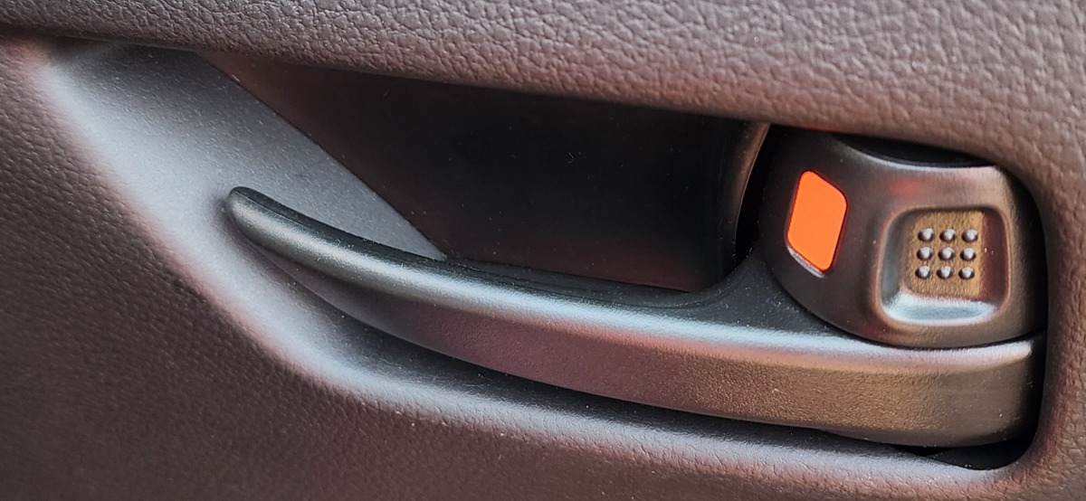 STARLET RIGHT REAR INNER HANDLE