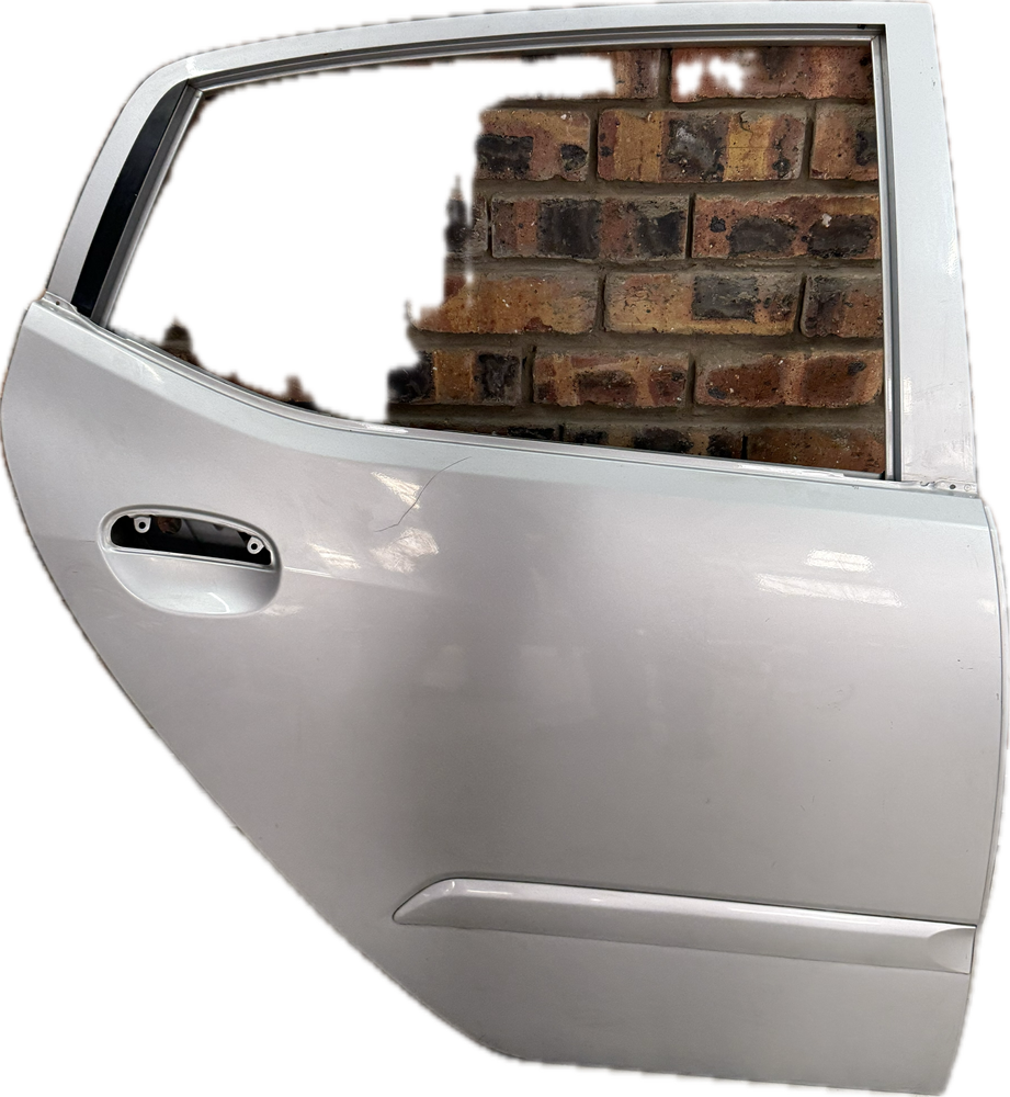 HYUNDAI i10 RIGHT REAR DOOR SHELL